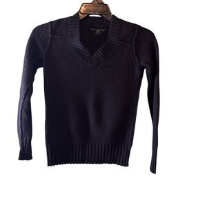 Banana Republic Sweater  Womens Sz Small Black VNeck Wool Blend Long Sleeve